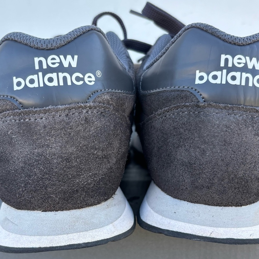 New Balance Men's Dark Gray Suede Sneakers with light gray 'N' Logo - Picture 4 of 8